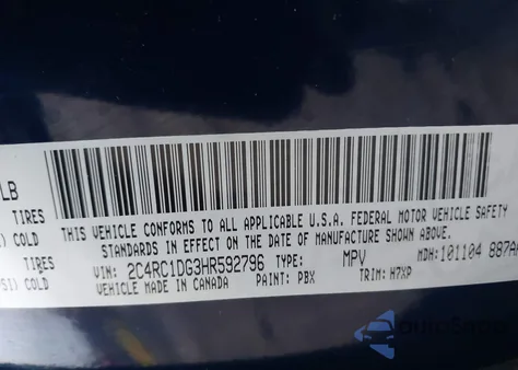 2017 Chrysler Pacifica Touring z USA, uszkodzony, nr VIN 2C4RC1DG3HR592796